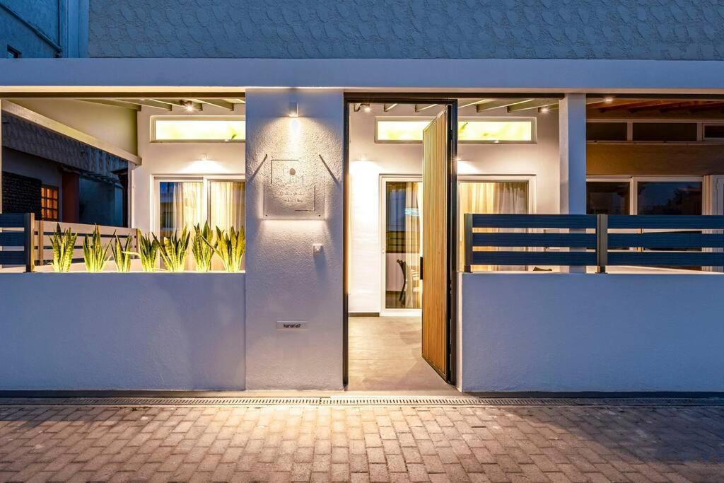 Poem Apartment